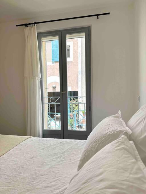 Lou Paseo : Appartement Brocante Centre Historique LʼIsle-sur-la-Sorgue المظهر الخارجي الصورة