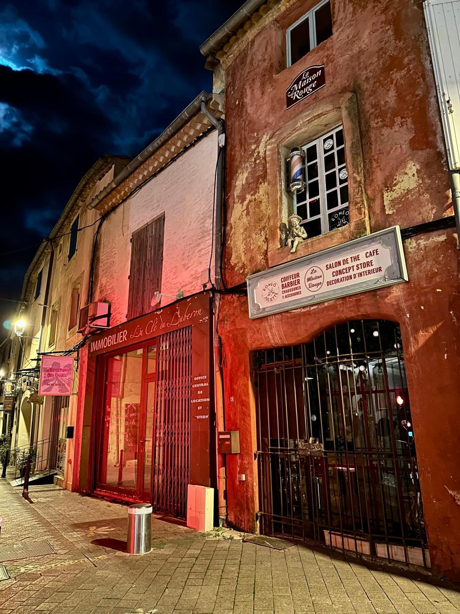 Lou Paseo : Appartement Brocante Centre Historique LʼIsle-sur-la-Sorgue المظهر الخارجي الصورة